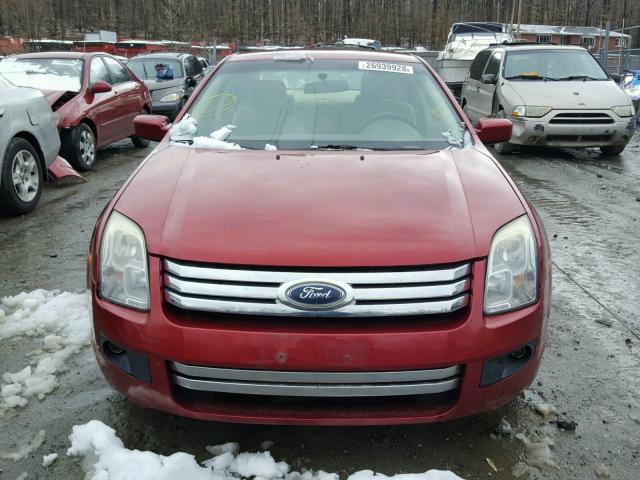 3FAHP07Z27R247135 - 2007 FORD FUSION SE RED photo 9