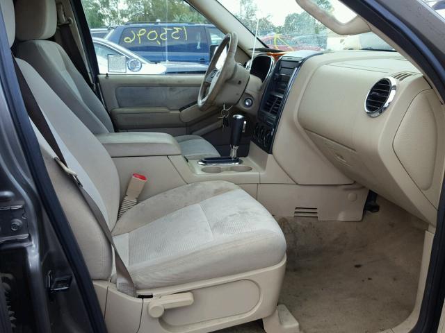 1FMEU63E96UA50722 - 2006 FORD EXPLORER X BEIGE photo 5