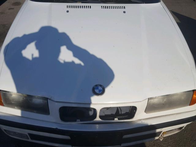 WBABK8320TET92514 - 1996 BMW 328 IC AUT WHITE photo 7