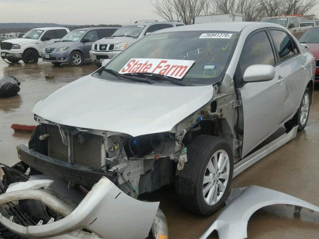 1NXBU4EE6AZ374045 - 2010 TOYOTA COROLLA BA SILVER photo 2