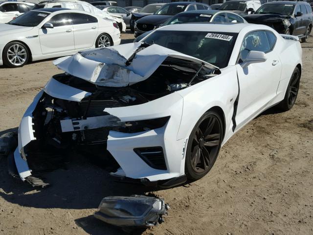 1G1FH1R70H0176642 - 2017 CHEVROLET CAMARO SS Blanco foto 2