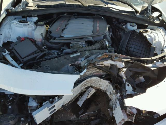 1G1FH1R70H0176642 - 2017 CHEVROLET CAMARO SS Blanco foto 7