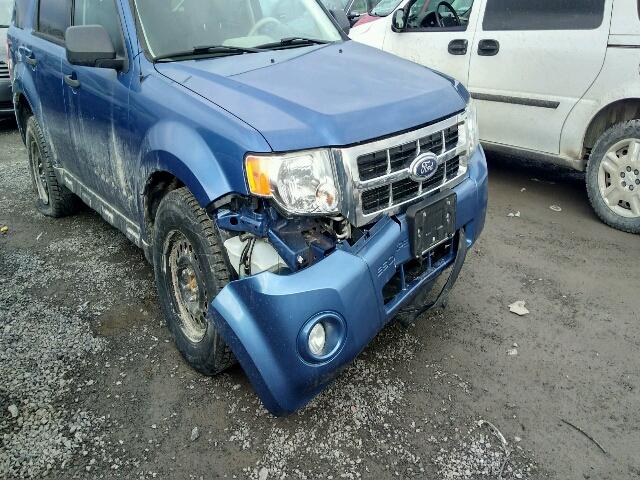 1FMCU9DG0AKA67941 - 2010 FORD ESCAPE XLT BLUE photo 9