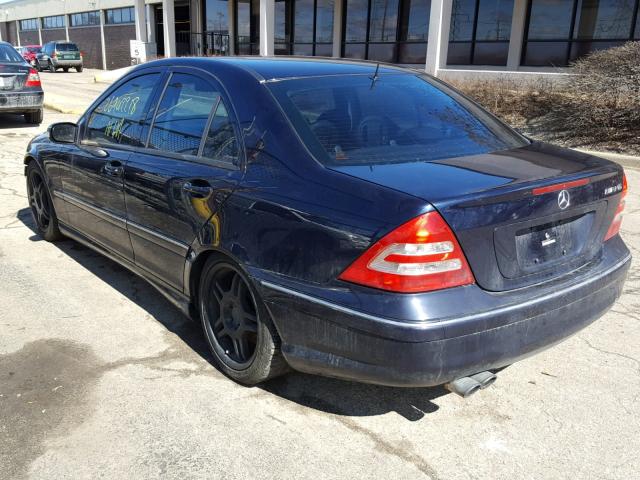 WDBRF65JX4F499319 - 2004 MERCEDES-BENZ C 32 AMG K BLUE photo 3