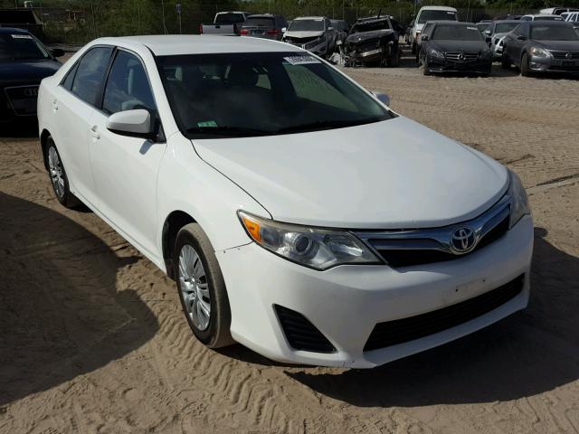 4T1BD1FK3CU011191 - 2012 TOYOTA CAMRY HYBR WHITE photo 1