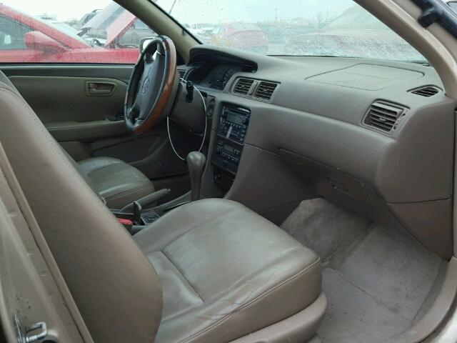 JT2BF22K410335337 - 2001 TOYOTA CAMRY CE BEIGE photo 5