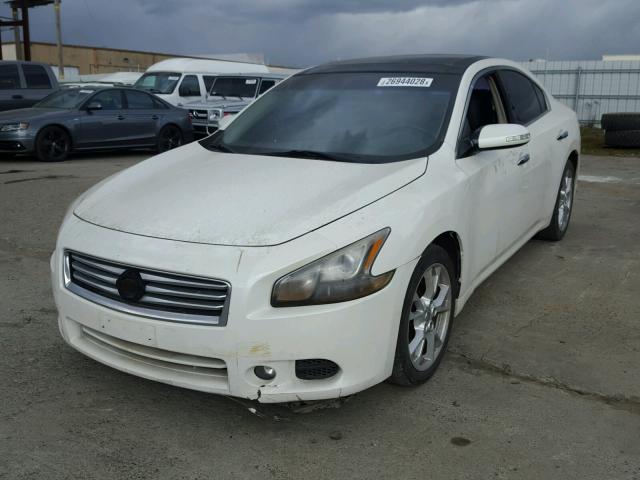 1N4AA5AP1CC802706 - 2012 NISSAN MAXIMA S WHITE photo 2