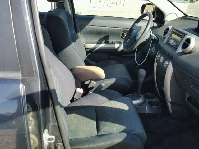 JTKKT624360167117 - 2006 TOYOTA SCION XA GRAY photo 5