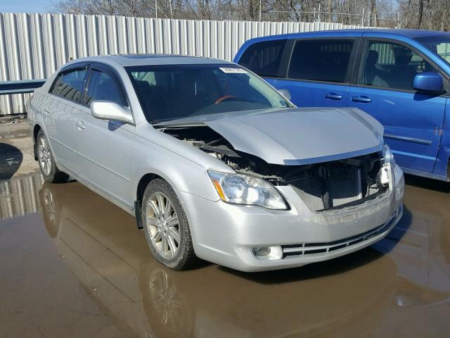 4T1BK36BX5U018689 - 2005 TOYOTA AVALON XL SILVER photo 1