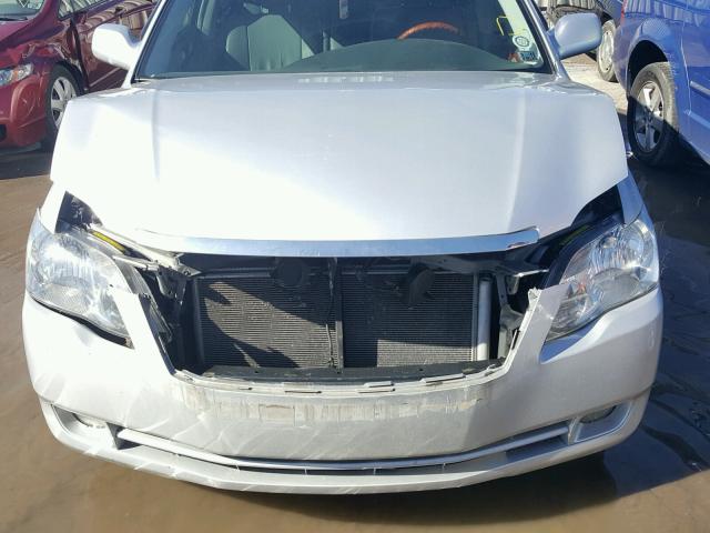 4T1BK36BX5U018689 - 2005 TOYOTA AVALON XL SILVER photo 7