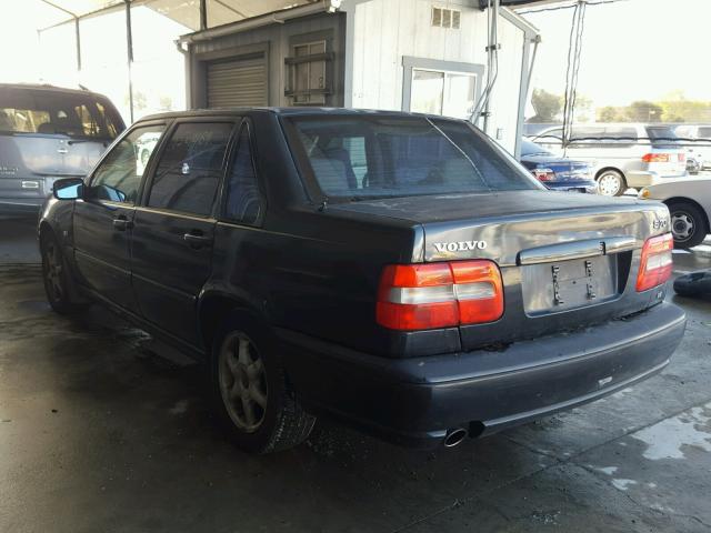 YV1LS61JXY2670764 - 2000 VOLVO S70 BASE BLACK photo 3