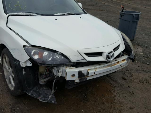 JM1BK344591194405 - 2009 MAZDA 3 S WHITE photo 9