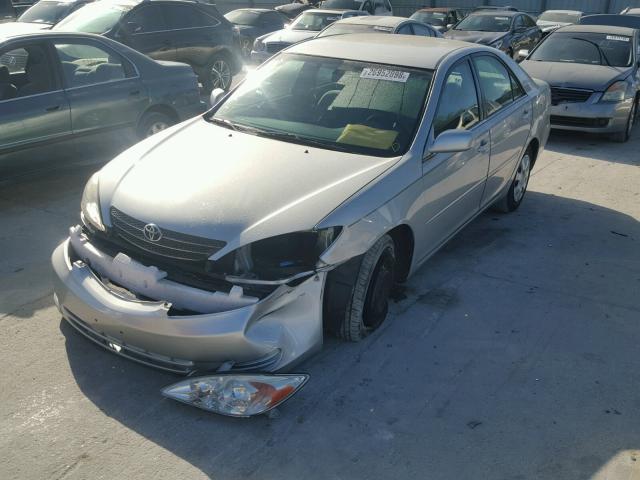 4T1BE32KX3U706380 - 2003 TOYOTA CAMRY LE SILVER photo 2