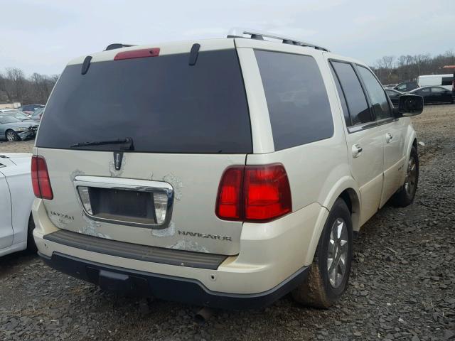 5LMFU28566LJ11355 - 2006 LINCOLN NAVIGATOR 白色 照片 4