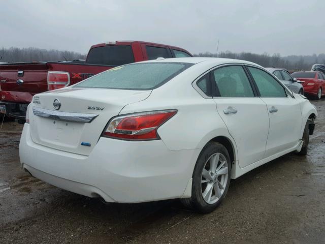 1N4AL3AP4EC166266 - 2014 NISSAN ALTIMA 2.5 WHITE photo 4