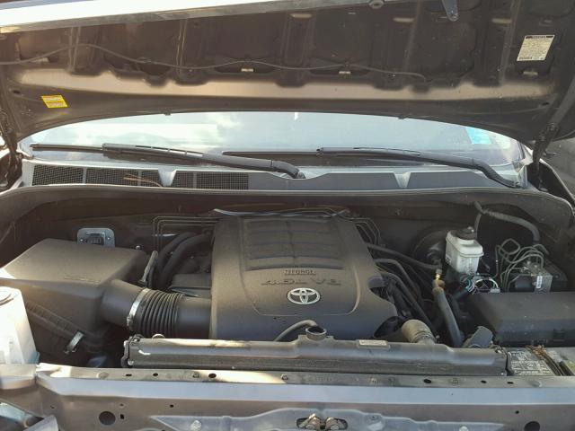 5TFRM5F14DX053726 - 2013 TOYOTA TUNDRA DOU GRAY photo 7