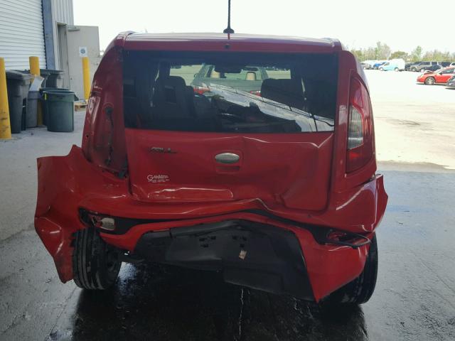 KNDJT2A5XD7630462 - 2013 KIA SOUL RED photo 9