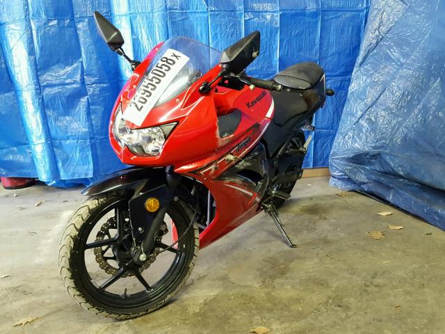 JKAEXMJ13CDAC4251 - 2012 KAWASAKI EX250 J RED photo 2