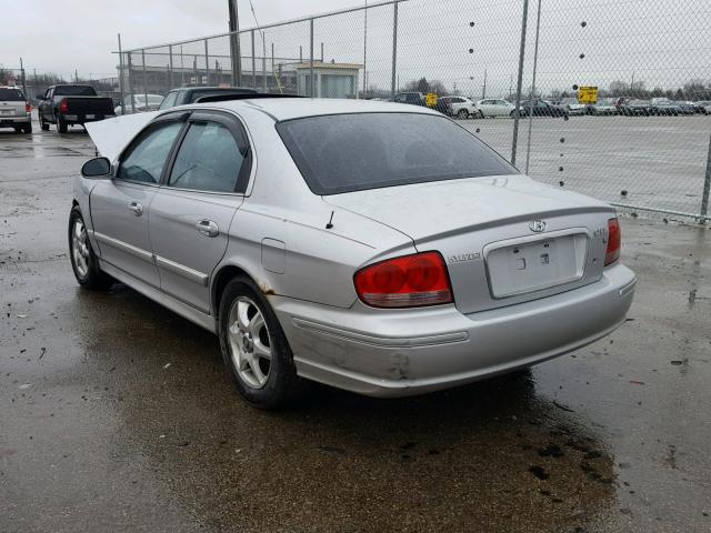 KMHWF35H15A189134 - 2005 HYUNDAI SONATA GLS SILVER photo 3