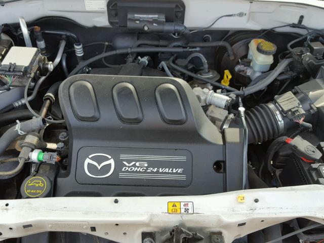 4F2CZ06194KM12401 - 2004 MAZDA TRIBUTE ES 白色 照片 7