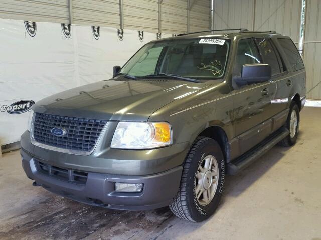 1FMPU16W54LA74129 - 2004 FORD EXPEDITION GREEN photo 2