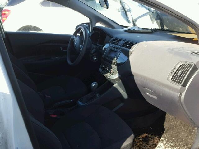KNADM5A36H6819273 - 2017 KIA RIO LX Սպիտակ լուսանկար 5