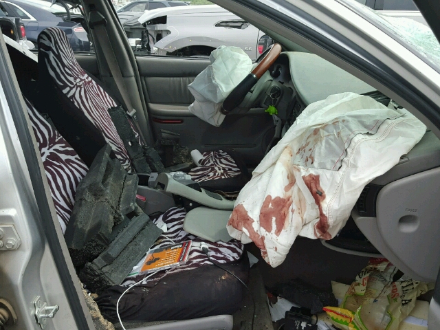 2G4WB52KX41326877 - 2004 BUICK REGAL LS 银色 照片 5