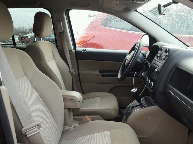 1J4NT1FBXBD137741 - 2011 JEEP COMPASS SP BLACK photo 5