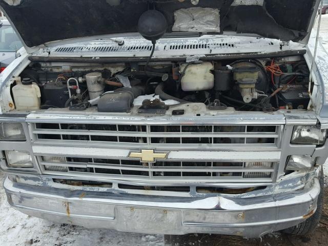 1GBEG25KXL7148745 - 1990 CHEVROLET G20 WHITE photo 7