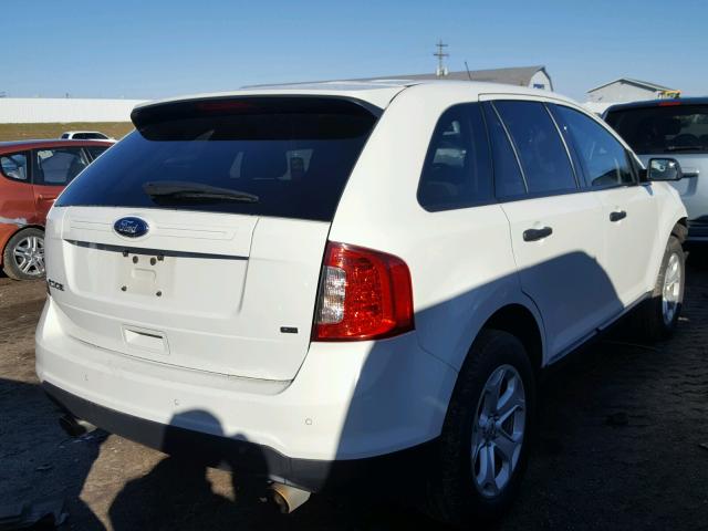 2FMDK4GC3DBA75374 - 2013 FORD EDGE SE WHITE photo 4