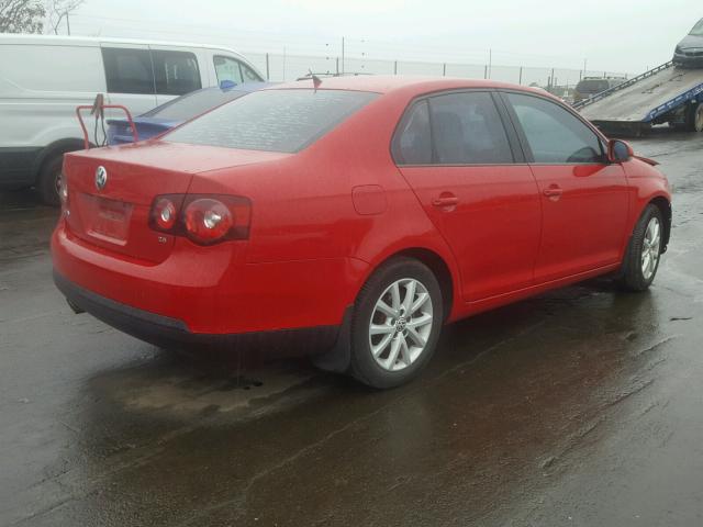 3VWRZ7AJ3AM153853 - 2010 VOLKSWAGEN JETTA SE RED photo 4