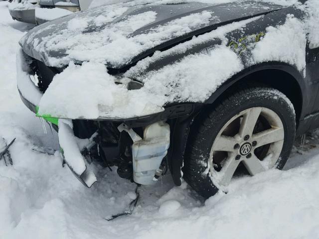 WVWYH63B84E012076 - 2004 VOLKSWAGEN PASSAT GLX BLACK photo 9