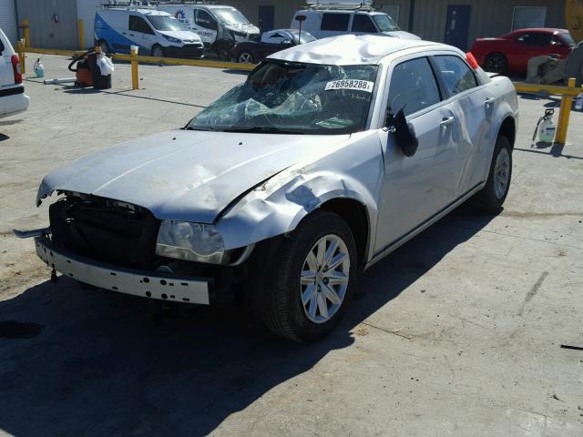 2C3KA43R98H188794 - 2008 CHRYSLER 300 LX SILVER photo 2