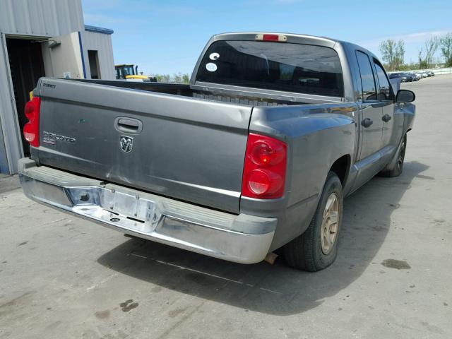 1D7HE48K66S533796 - 2006 DODGE DAKOTA QUA GRAY photo 4