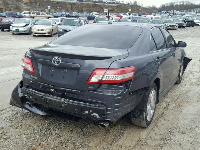 4T1BF3EK0BU663207 - 2011 TOYOTA CAMRY BASE GRAY photo 4