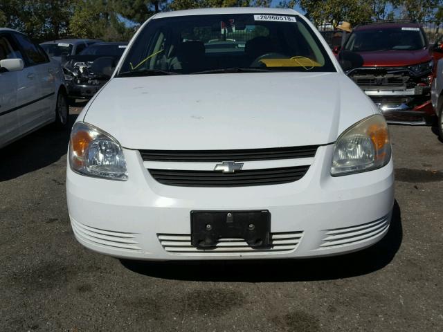 1G1AK52FX57622383 - 2005 CHEVROLET COBALT WHITE photo 9