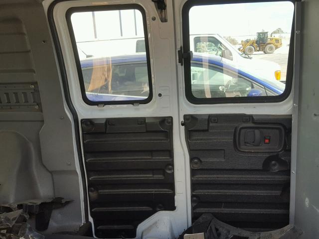 1GCWGFFA9B1140280 - 2011 CHEVROLET EXPRESS G2 WHITE photo 6