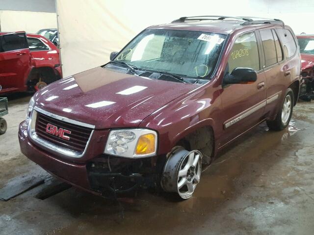 1GKDT13S222383589 - 2002 GMC ENVOY MAROON photo 2