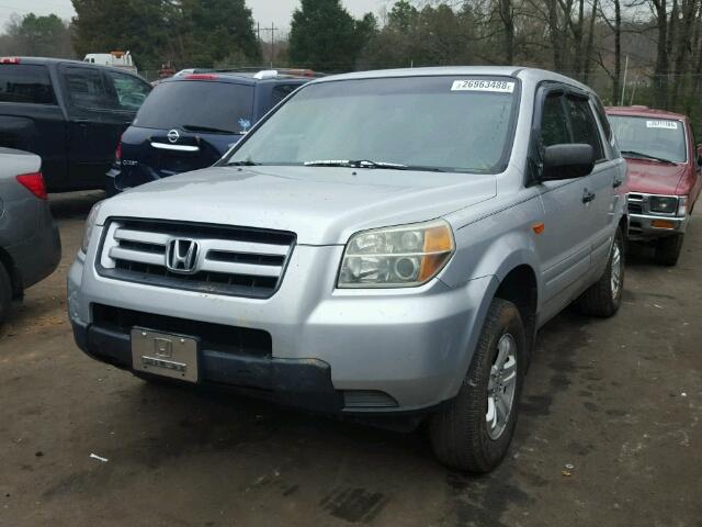 5FNYF28186B046938 - 2006 HONDA PILOT LX SILVER photo 2