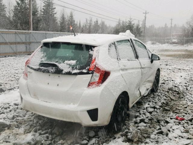 3HGGK5H59GM100337 - 2016 HONDA FIT LX WHITE photo 4