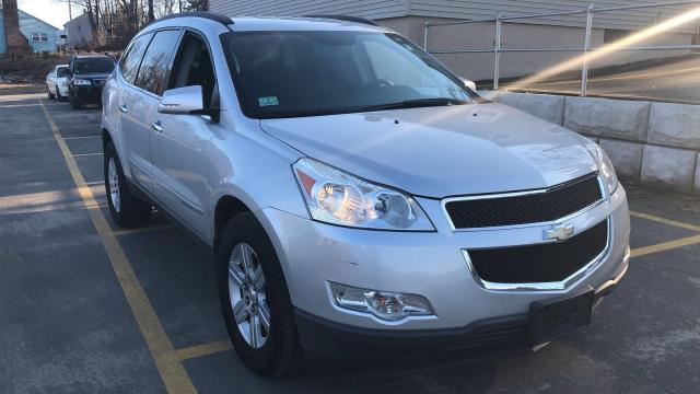 1GNEV23DX9S104618 - 2009 CHEVROLET TRAVERSE L GRAY photo 1