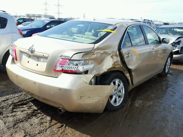 4T1BF3EK2BU230617 - 2011 TOYOTA CAMRY BASE GOLD photo 4