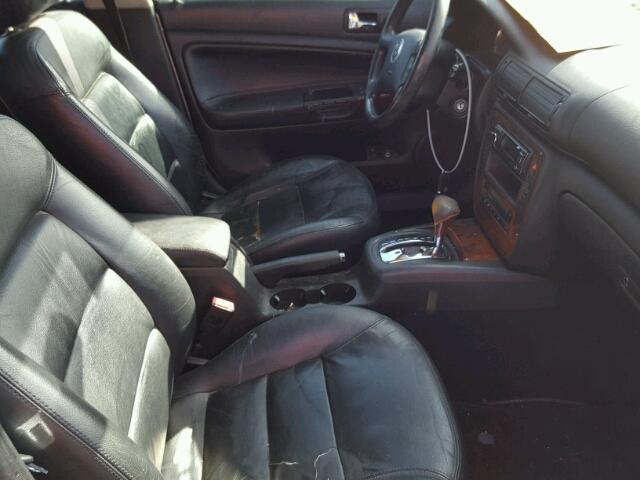 WVWRH63B71P210278 - 2001 VOLKSWAGEN PASSAT GLX 银色 照片 5