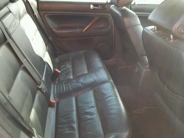 WVWRH63B71P210278 - 2001 VOLKSWAGEN PASSAT GLX 银色 照片 6