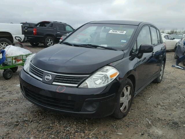 3N1BC13E88L370949 - 2008 NISSAN VERSA S BLACK photo 2