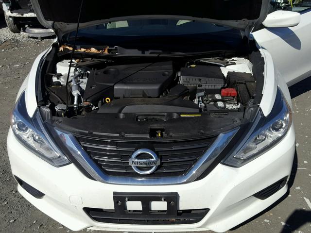 1N4AL3AP8GN305564 - 2016 NISSAN ALTIMA 2.5 WHITE photo 7