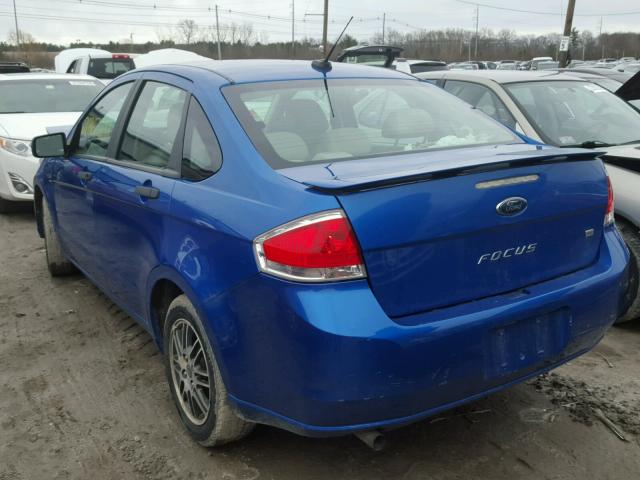 1FAHP3FN2AW152840 - 2010 FORD FOCUS SE BLUE photo 3