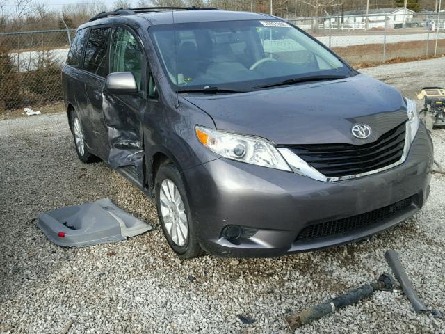 5TDJK3DC8CS041031 - 2012 TOYOTA SIENNA LE GRAY photo 1