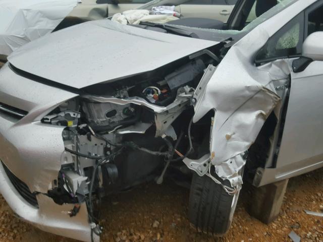 JTDZN3EU1D3220855 - 2013 TOYOTA PRIUS V SILVER photo 9