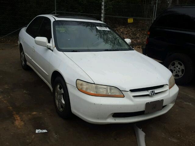 1HGCG5664YA068200 - 2000 HONDA ACCORD EX WHITE photo 1